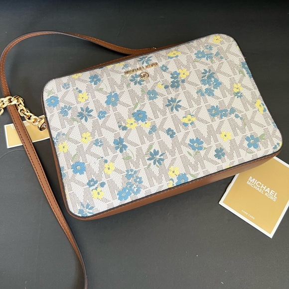 NWT MICHAEL KORS JET SET CHARM LG EW CROSSBODY SHOULDER BAG - Picture 2 of 9